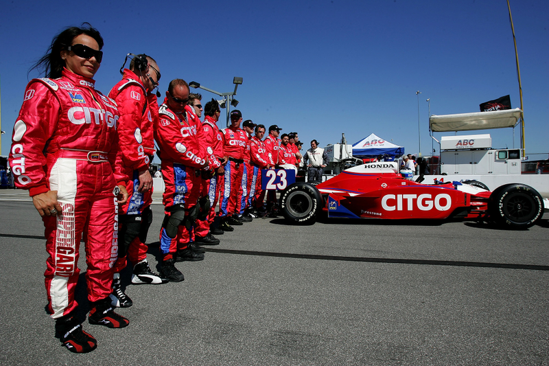 Illustration for article titled The Ten Worst Racing Teams Ever